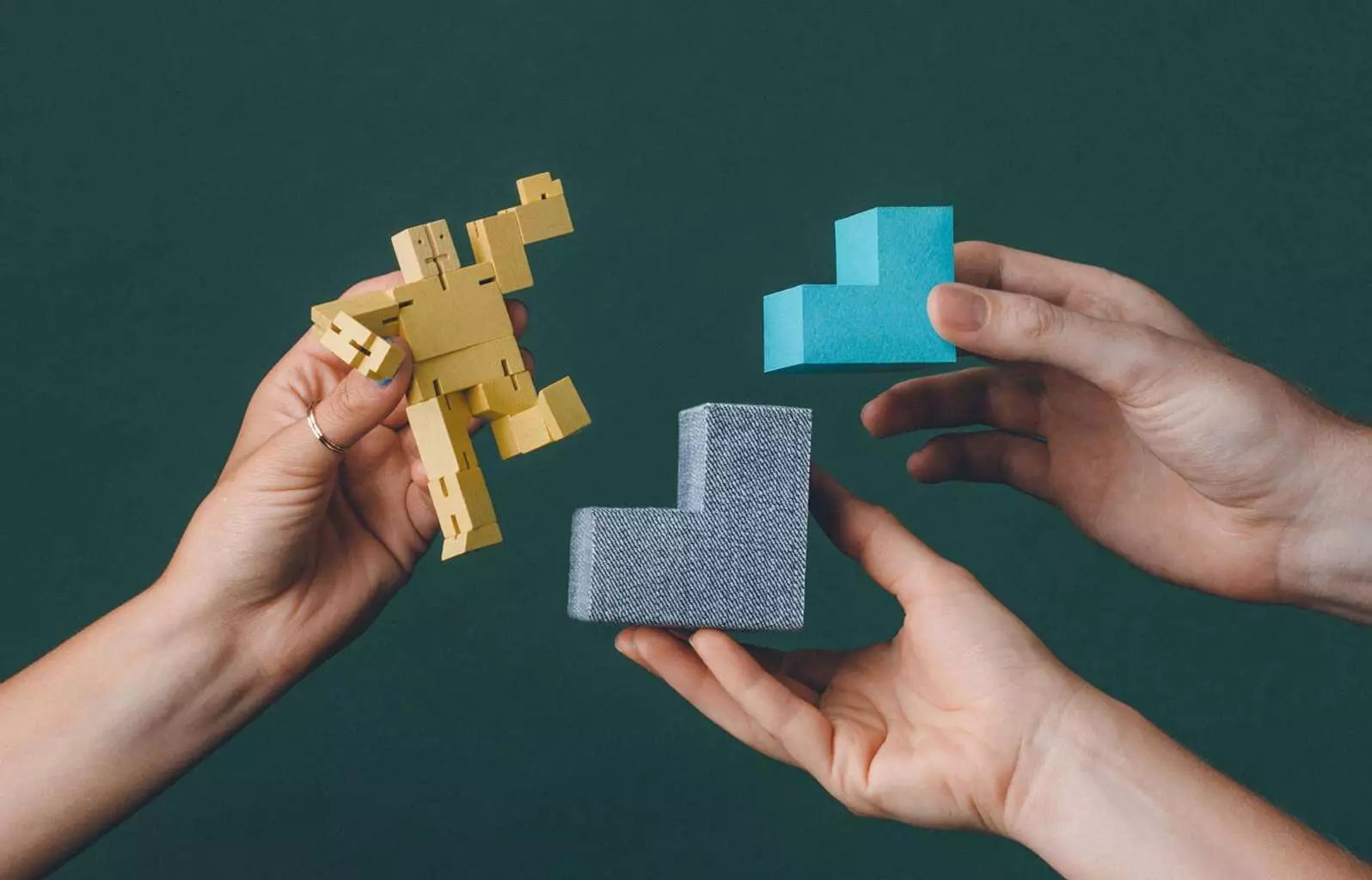 7 tips to avoid common pitfalls with AI in customer service