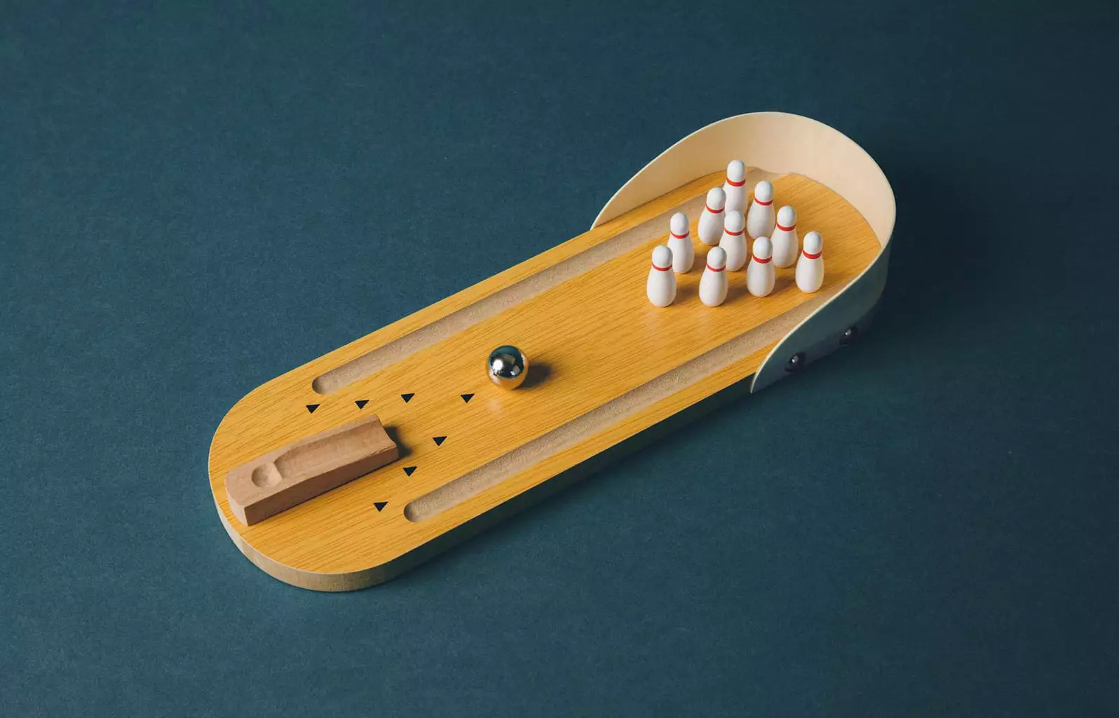 Creative ways to keep customers entertained while they wait