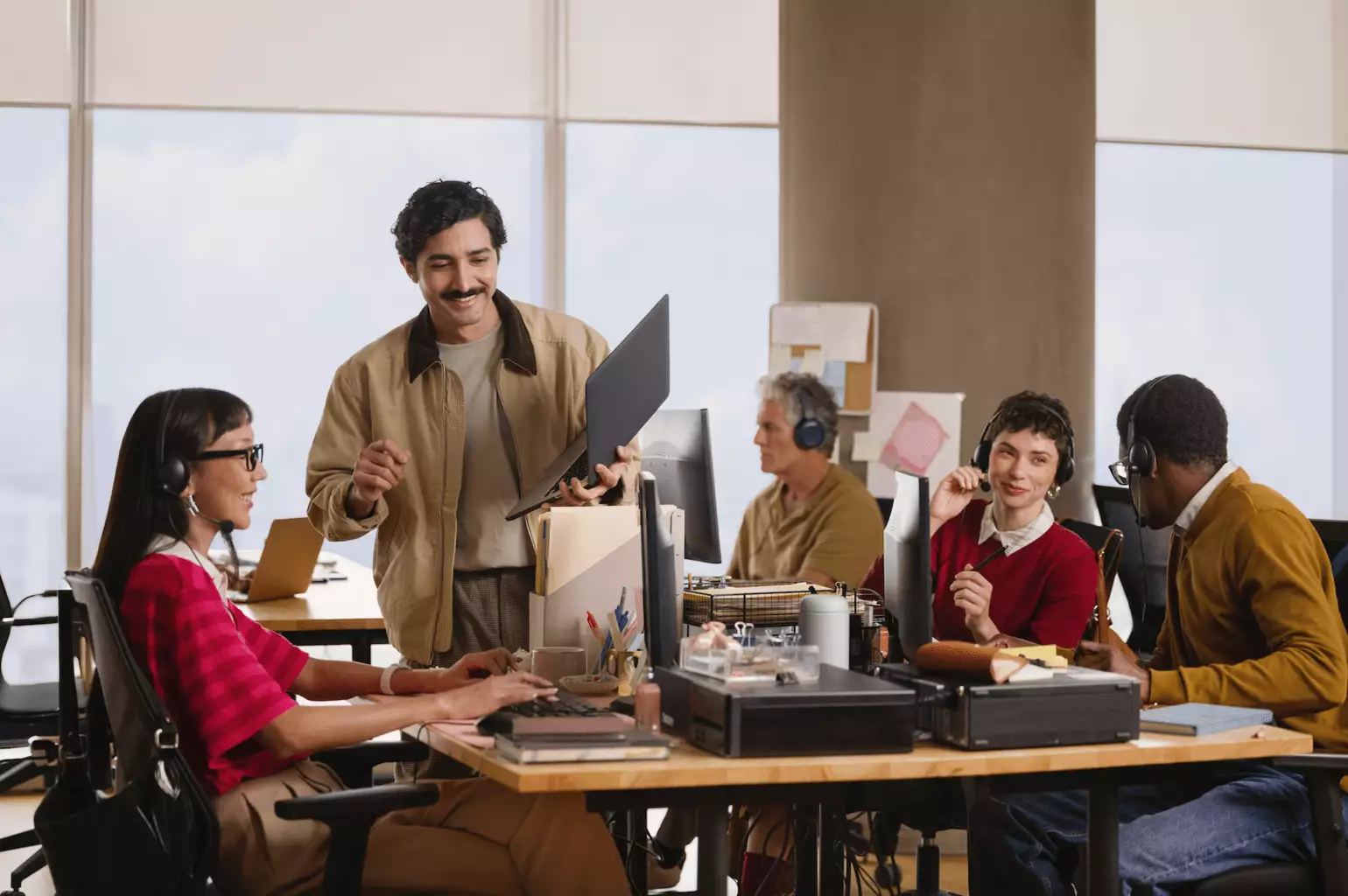 Fuel your AI with a knowledge base built in days, not months