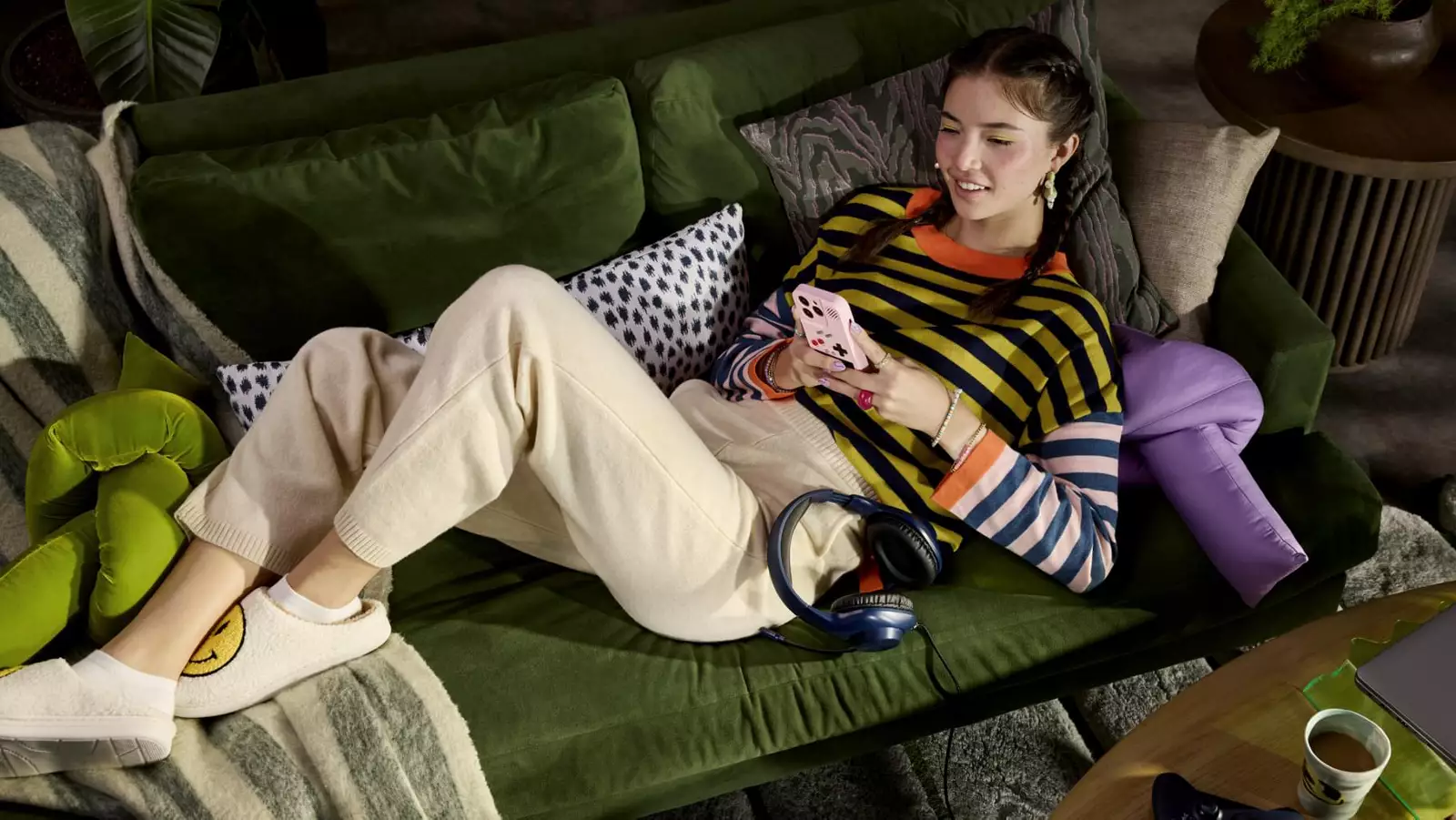 Ignore AI in CX? You’ll lose Gen Z and millennials fast