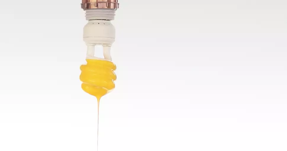 Innovate your customer service with embedded support