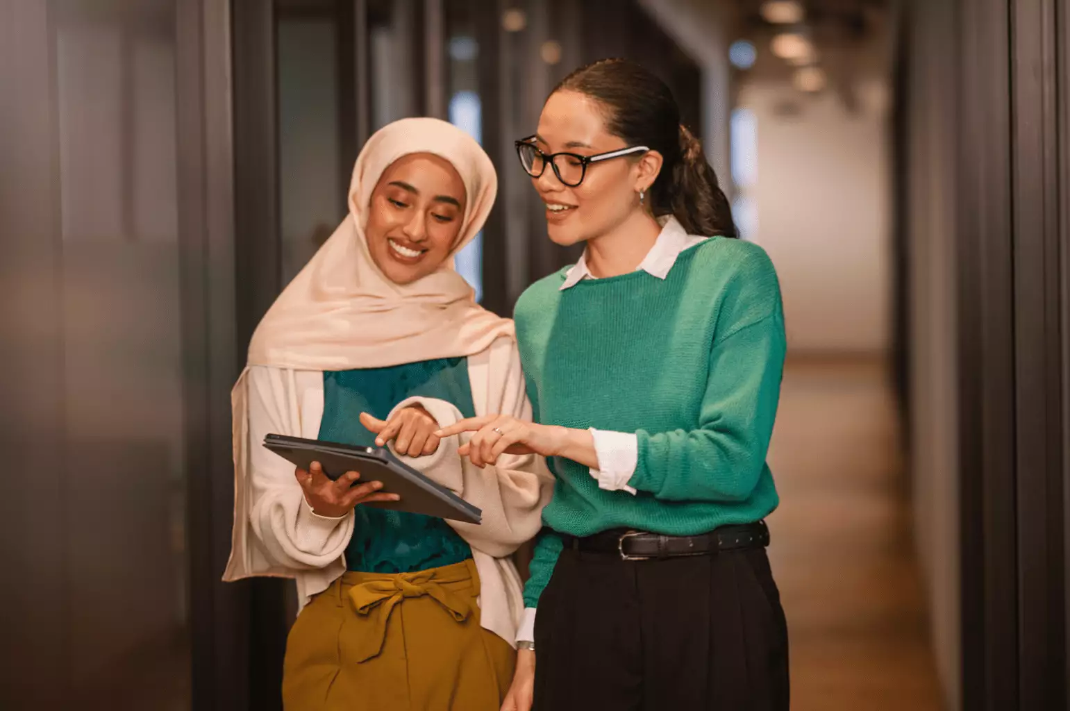 3 ways UX Research strengthens your CX strategy