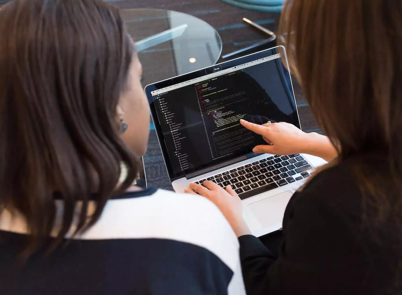 Why you should integrate your agent support and product teams