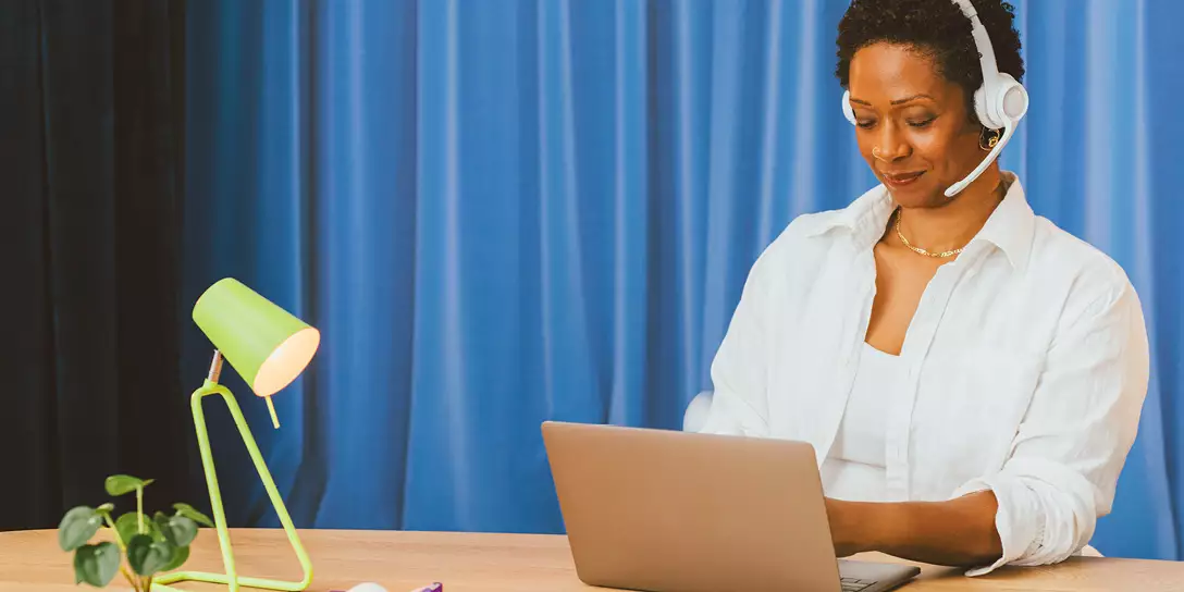 16 crucial customer service objectives for 2026