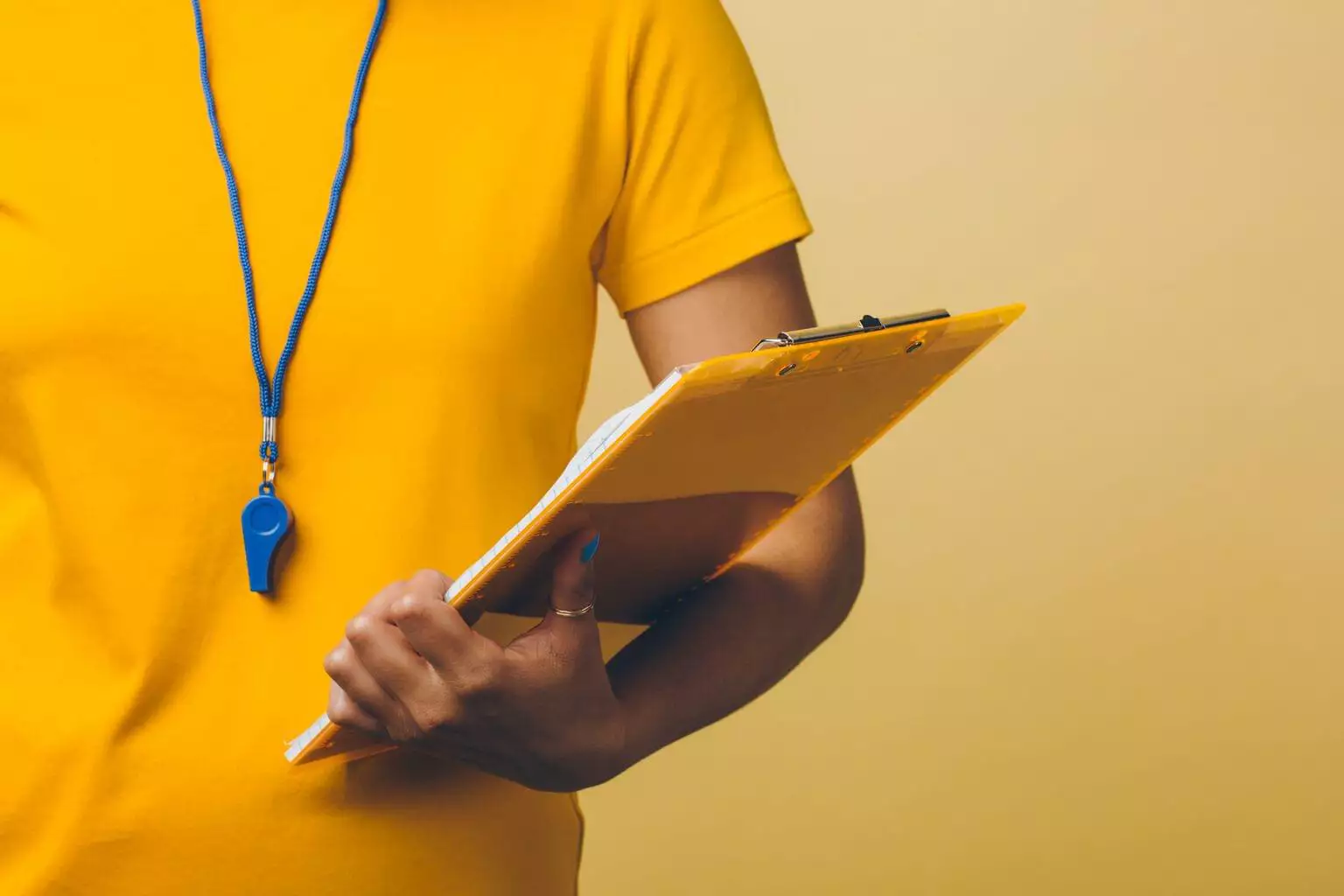 How to create a sales report (+4 free templates)